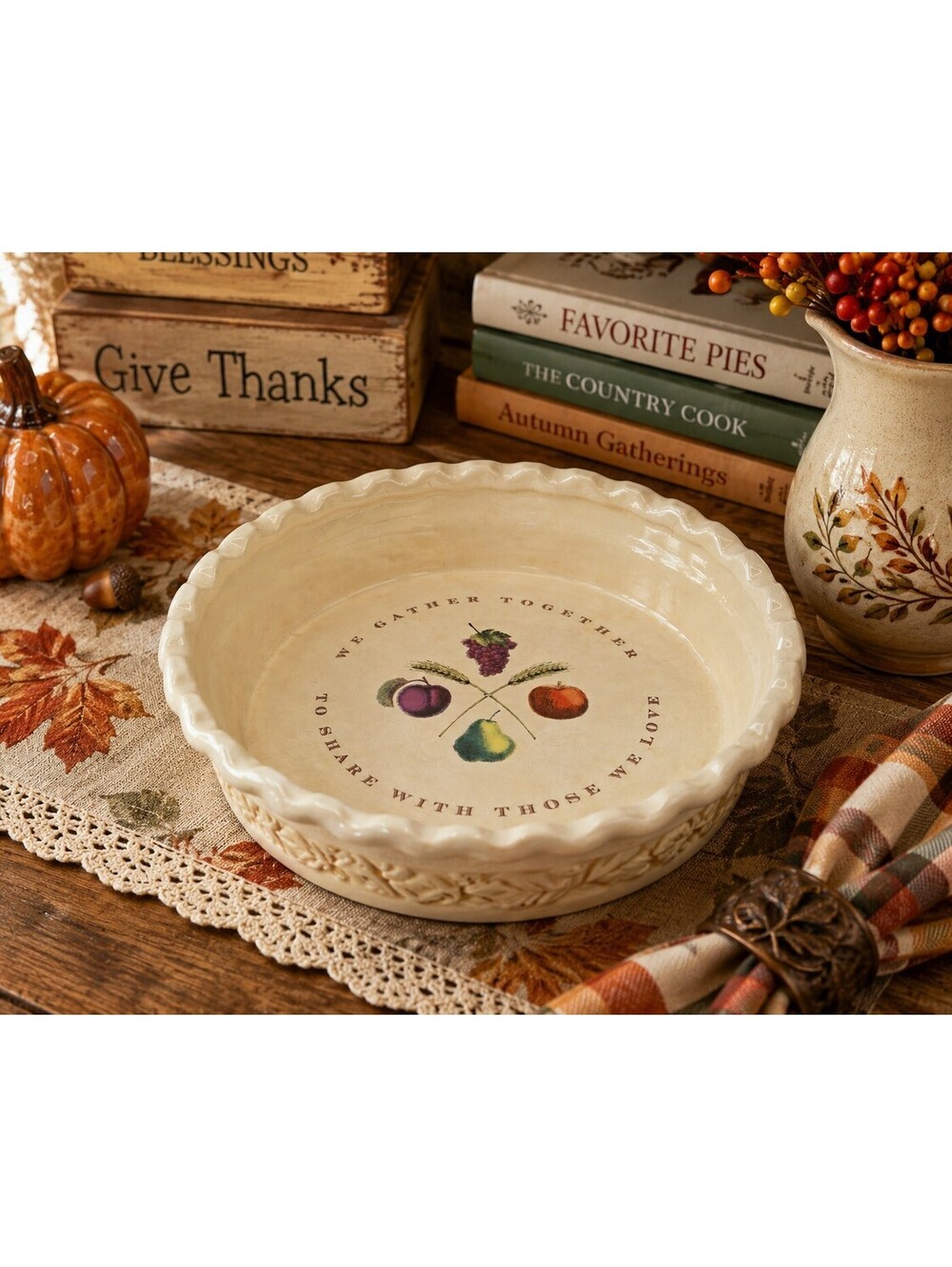 Vintage Americana Arts & Crafts Thanksgiving Pie Dish Attrib Russ Berrie
